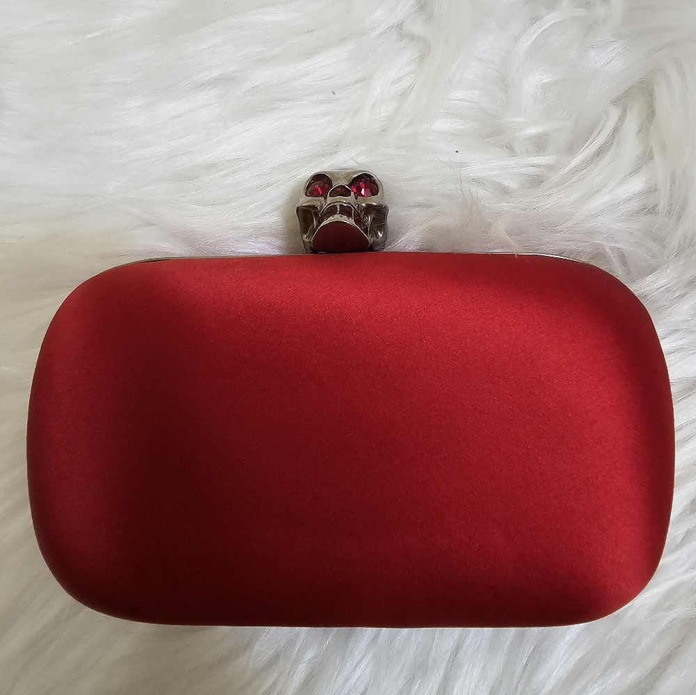 Alexander McQueen Red Silk Heart Skull Box Clutch Limited Edition - Picture 4 of 17